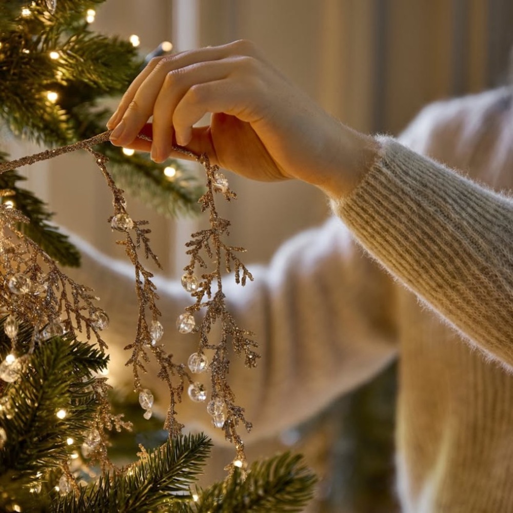 NWT Magnolia Market Winter Splendor Garland